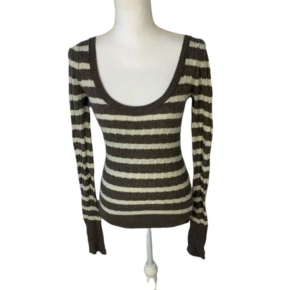 Abercrombie & Fitch Sweaters - Abercrombie & Fitch Women's Long Sleeve Sweater Size L